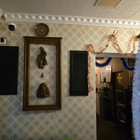 Apollo Apartment